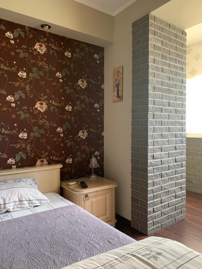 Great Apartment In The City Centre Ивано-Франковск Экстерьер фото