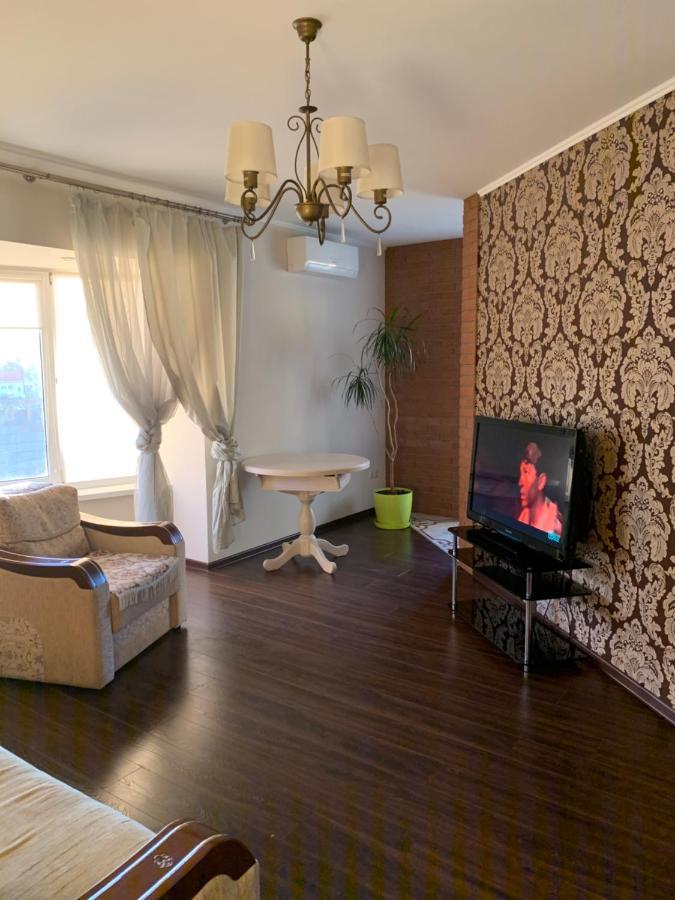 Great Apartment In The City Centre Ивано-Франковск Экстерьер фото